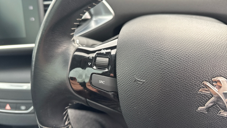 Peugeot 308 1.2 PureTech 130 Allure 5dr Petrol Hatchback